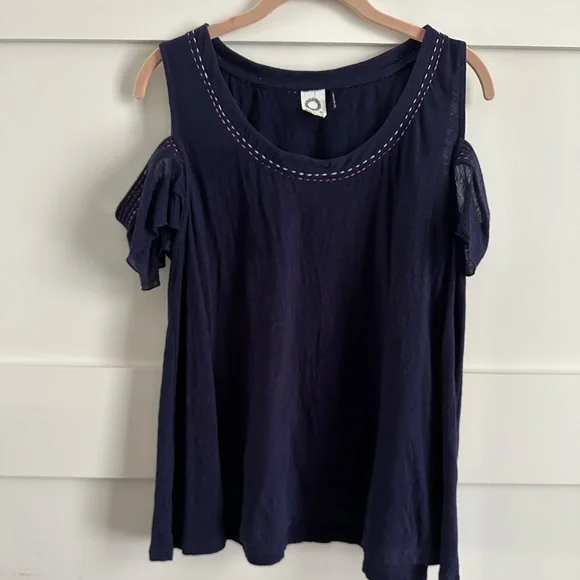 Anthropologie Akemi & Kin Salma Navy Blue Cold Shoulder Top - Picture 2 of 7